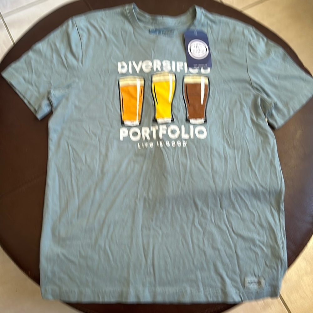 BOGO NWT Men’s Life Is Good T-shirts Sz M